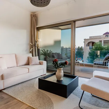 Perfect Vacation For Up To Six Guests With Balcony All Yours Апартаменты Лимасол
