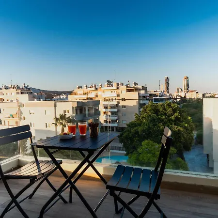 Апартаменты Perfect Vacation For Up To Six Guests With Balcony All Yours